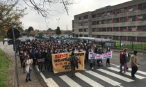 Caloriferi spenti e sicurezza: studenti in piazza per protesta
