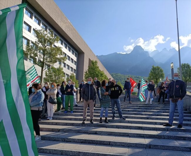 La Cgil Lecco apre lo  stato agitazione e interrompe le relazioni sindacali con l’Asst