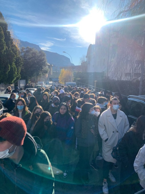 Temperature gelide a scuola: Bertacchi e Grassi in sciopero