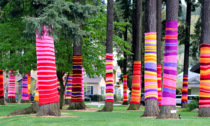 Yarn Bombing, a Barzanò un festival per appassionati di uncinetto e maglia