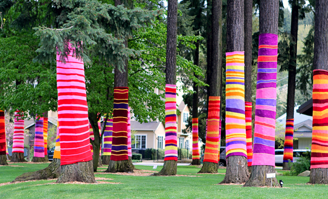 Yarn Bombing, a Barzanò un festival per appassionati di uncinetto e maglia