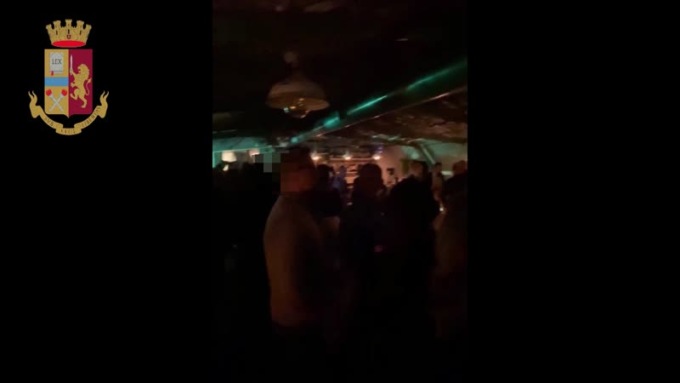 Discoteca abusiva, sospesa per un mese la licenza di un noto ristorante