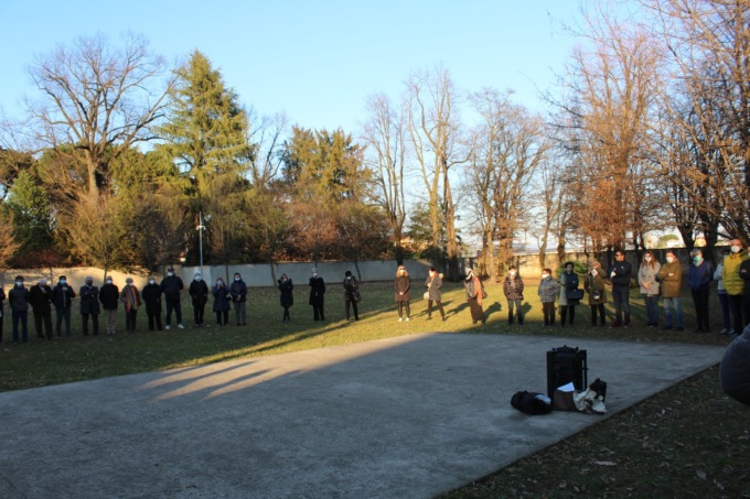 presidio a lomagna contro la guerra