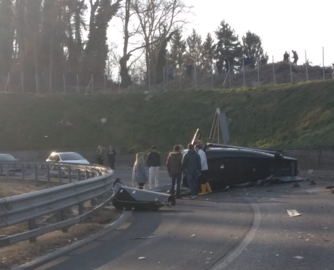 elicottero cade in provincia di como