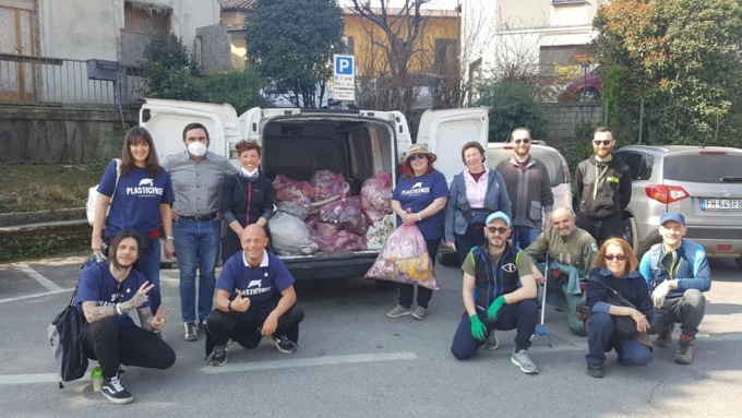 Giornata ecologica: raccolti 450 chilogrammi di rifiuti abbandonati