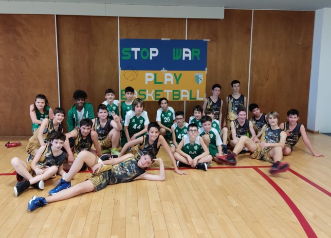 No alla guerra, Sirtorese e Basket Costa insieme per una giusta causa