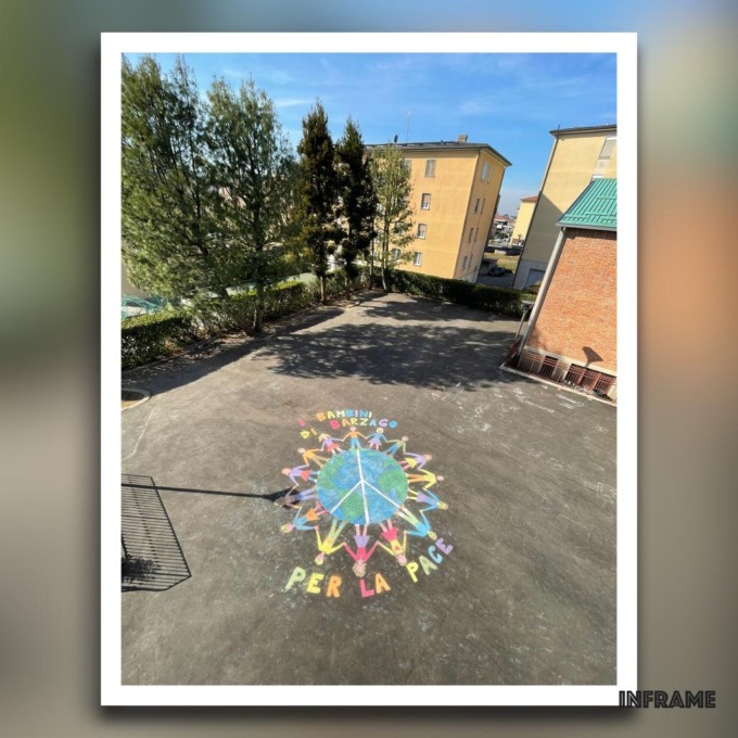 Un messaggio di pace dai bambini della scuola di Barzago