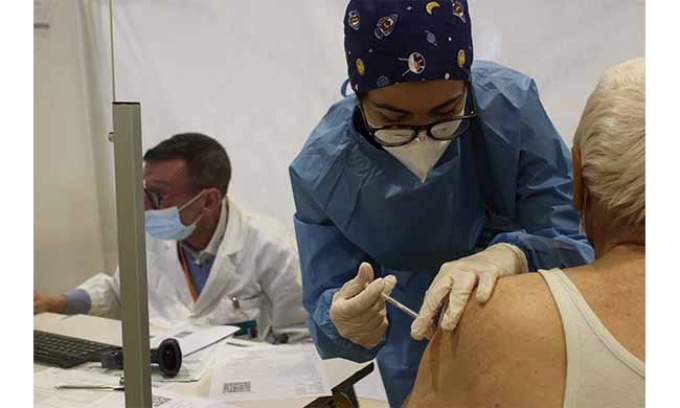 Quarta dose anti-Covid ai pazienti immunocompromessi: prenotazioni dal 9 marzo