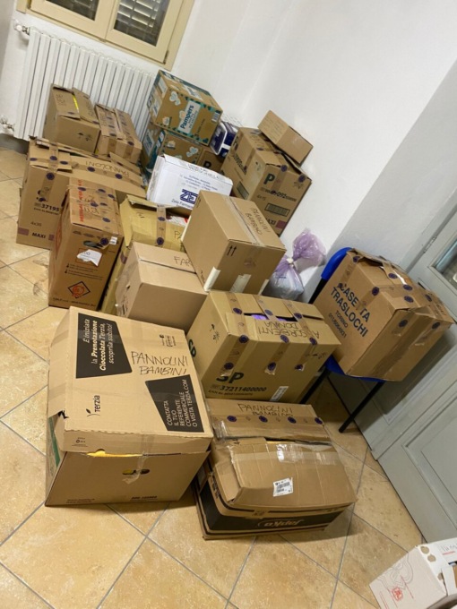 Grande raccolta di viveri e vestiti per l’Ucraina a Cernusco