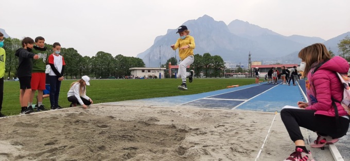 I bimbi della Scola in campo per la Giornata dello Sport