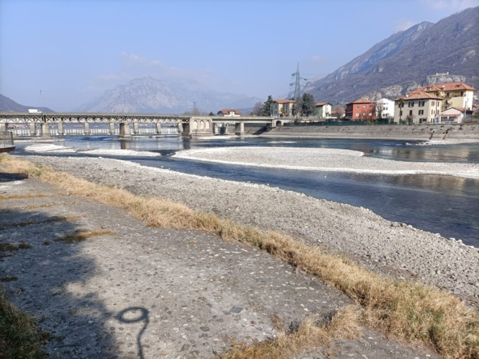 Carenza idrica, Lario reti scrive a tutti i sindaci: “Limitare i consumi”