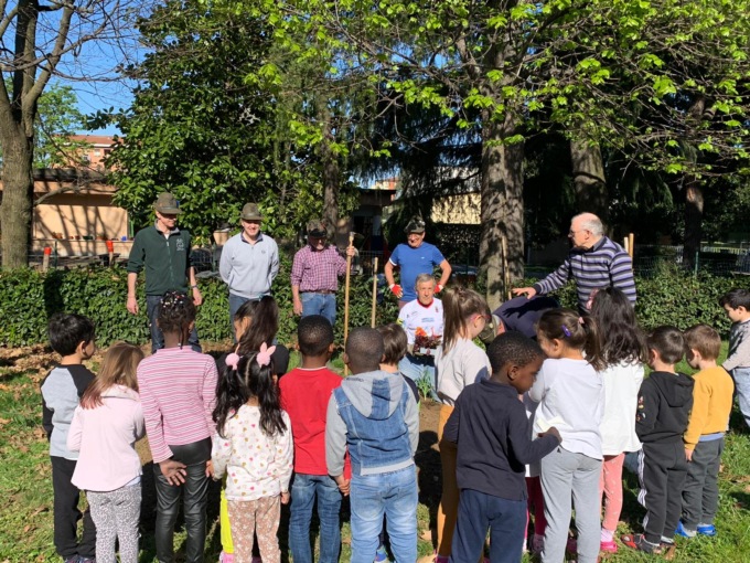 Orto didattico: che splendore alla scuola d’Infanzia di Viale Verdi