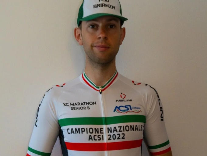 Mountain bike, Fabrizio Cazzaniga trionfa nella categoria senior B: è campione nazionale FOTO