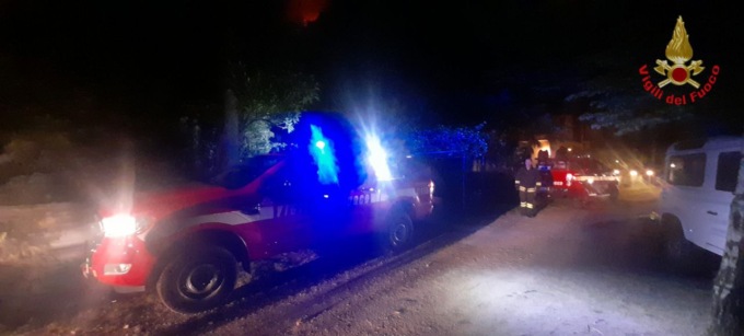 Vigili del fuoco a lavoro nel lecchese