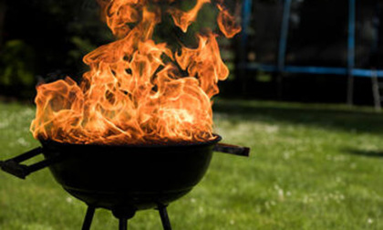 Casatenovo, stop a fuochi, falò e barbecue all’aperto: ordinanza contro il rischio incendi