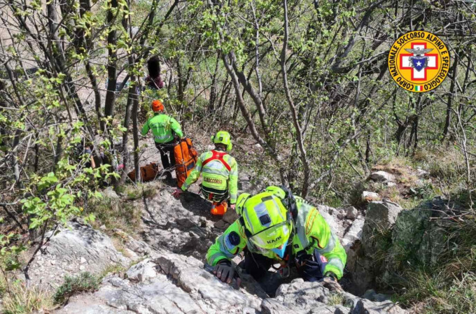 Precipita sul Monte Barro: salvata da un medico del Cnsas che stava facendo una escursione