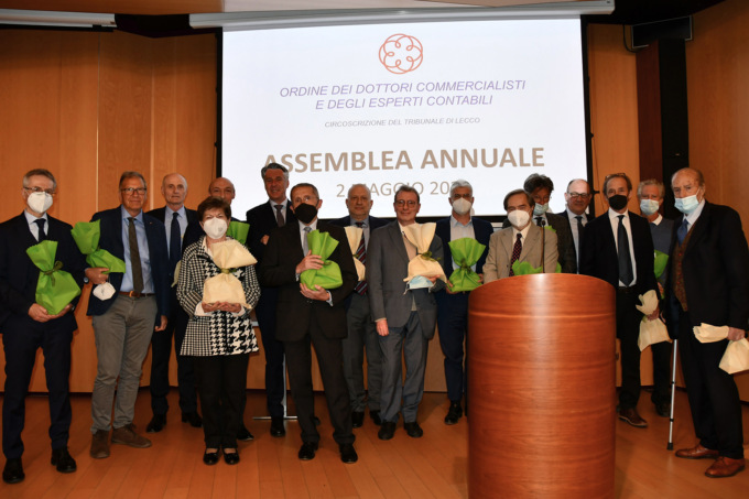 Commercialisti: premiati i professionisti lecchesi