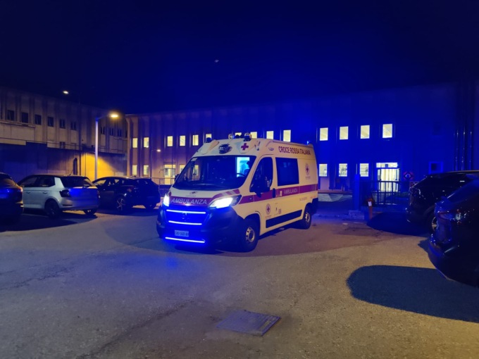 Malore e infortunio: doppio intervento dei sanitari durante la partita