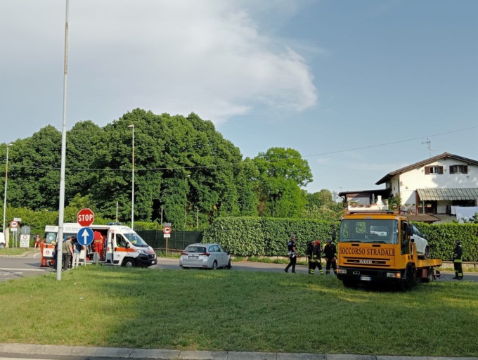 Maxi incidente, quattro feriti: uno è grave