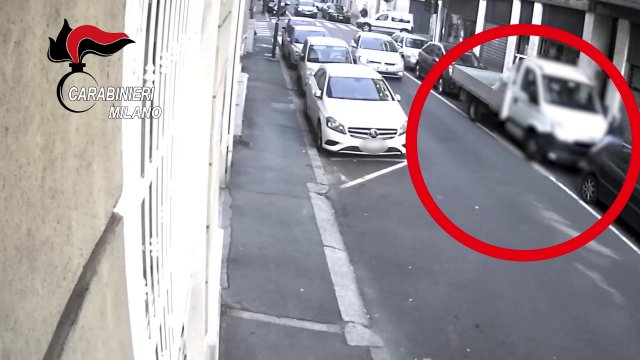 Furgoni rubati in Brianza e nel Milanese, due arresti