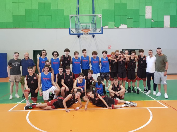 Rhinos Robbiate, Under 17 e 19 salutano la stagione con un’amichevole FOTO