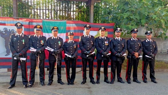 Suicidi sventati e predoni assicurati alla giustizia: premiati i Carabinieri benemeriti