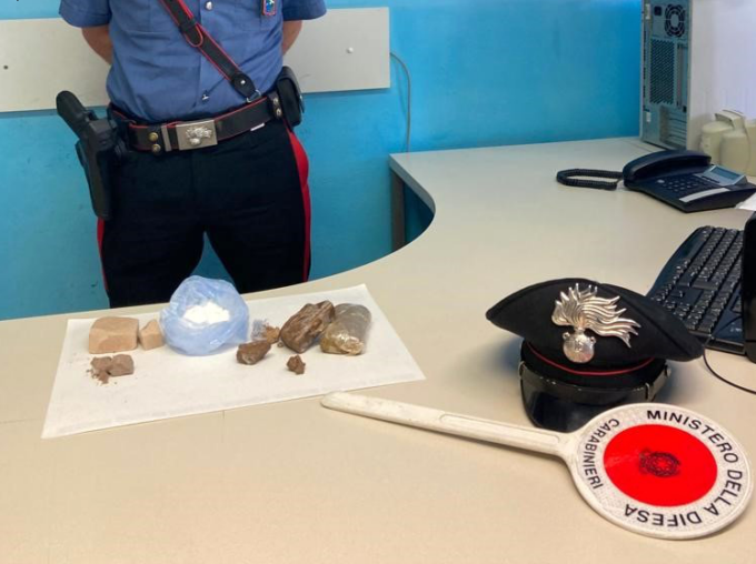 Boschi della droga:  scovati cocaina, hashish e eroina a Colle Brianza