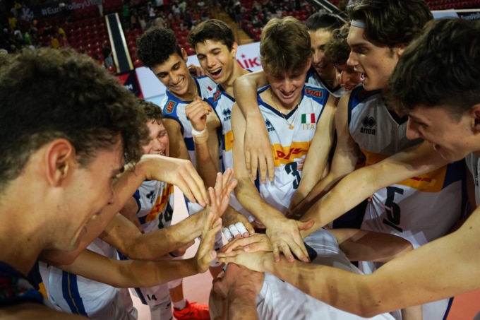 Campioni d’Europa, nell’Italia del volley festeggia anche Giacomo Selleri