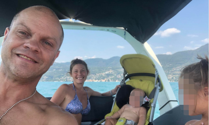 Le foto della gita postate sui social, poi quel tuffo “maledetto”: si cerca ancora papà Alessandro