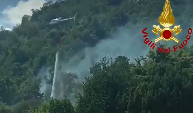 Siccità e incendi: la Prefettura chiede più mezzi aerei alla Regione per far fronte all’emergenza