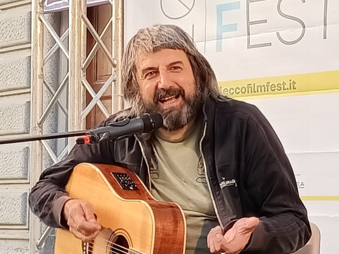 Lecco Film Fest: applausi scroscianti per Omar Pedrini