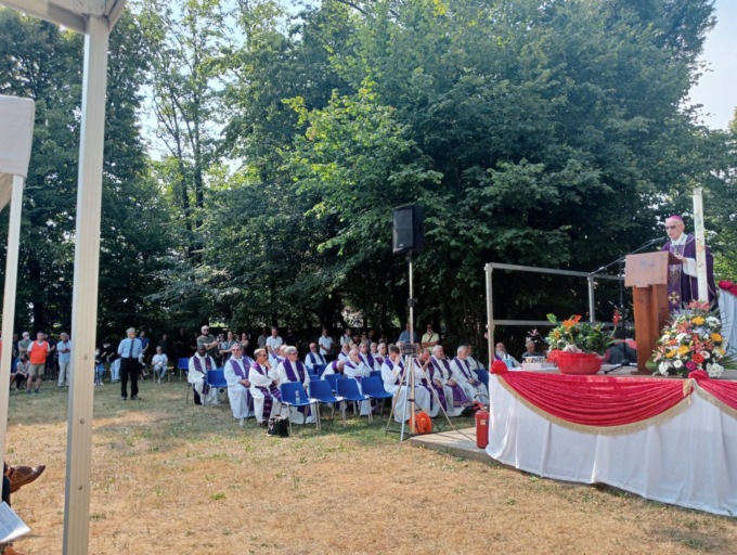 funerali al parco verde di lomagna