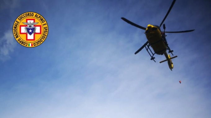 Malore sul Monte Ponciv, elisoccorso 23enne di Barzago