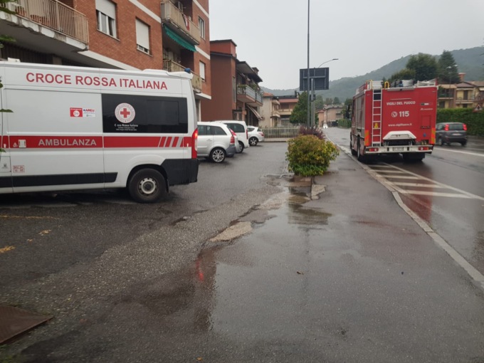 Colto da malore in casa, tratto in salvo