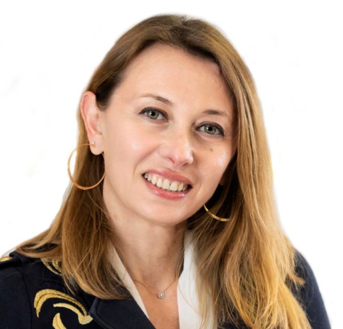 Elezioni politiche 2022, la meratese Elena Calogero candidata M5S alla Camera