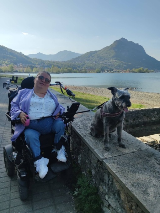 L’appello di una ragazza disabile: “Non cerco una badante, ma qualcuno che mi aiuti a vivere davvero”