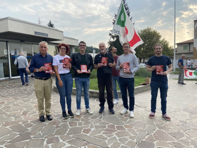 Sit-in, il primo passo per sensibilizzare il tema della sanità pubblica