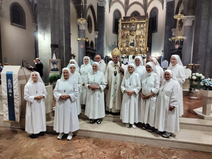 L’arcivescovo Delpini benedice i 100 anni dell’asilo Gnecchi di Verderio