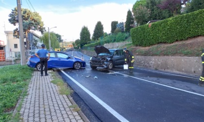 Frontale nelle prime ore della mattina, coinvolti due uomini