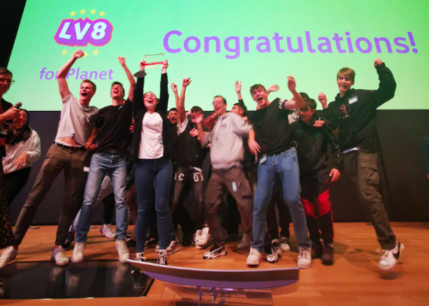 Gli allievi Ima vincono all’hackathon LV8