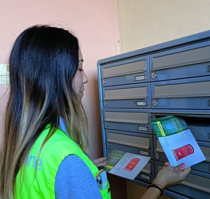 Poste Italiane, l’iniziativa “Etichetta la cassetta” arriva anche nel Meratese
