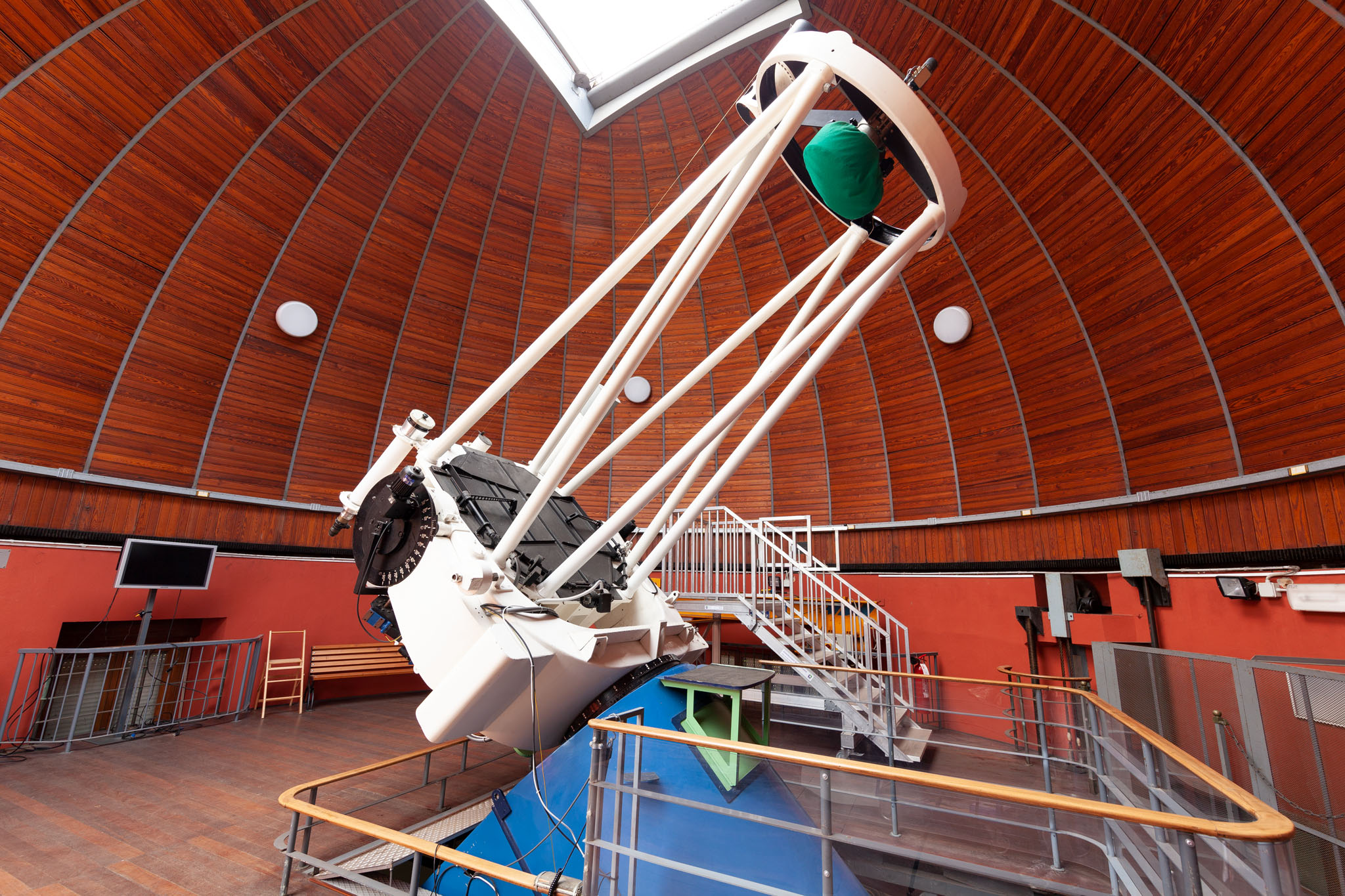 Telescopio-Ruths-osservatorio-astronomico-merate