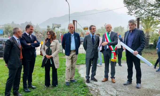 Il tour del governatore Fontana è partito da Civate