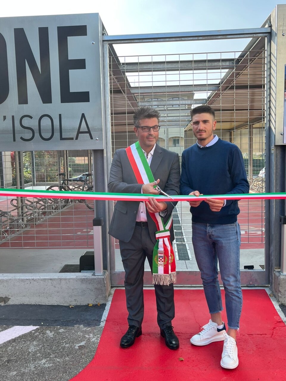 inaugurazione-ciclostazione-terno-disola