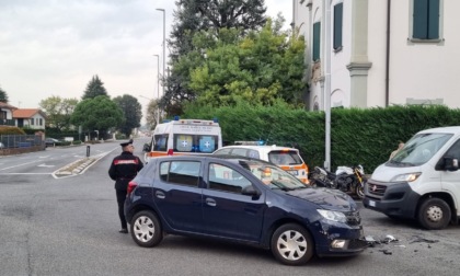 Incidente all’incrocio, ferito un motociclista