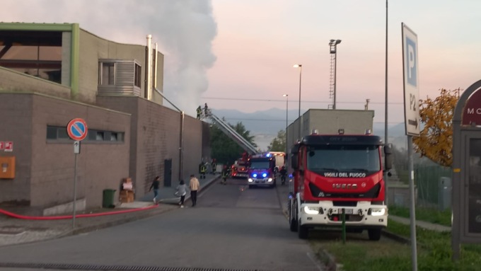 Incendio alla Monticello Spa
