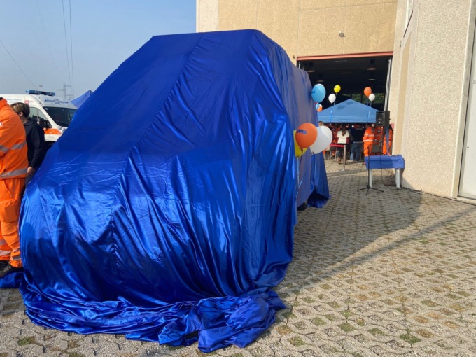 Nuova autoambulanza per la Croce Bianca di Merate