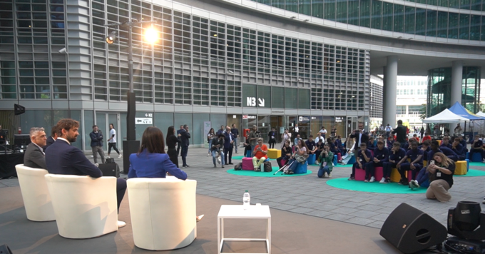 Palazzo Lombardia è la casa dei Giovani