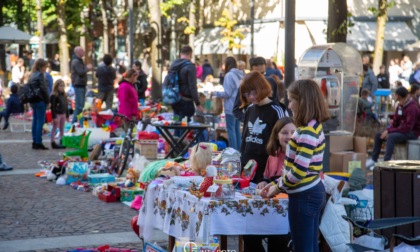 Merate, a grande richiesta è tornato il mercato dei bambini