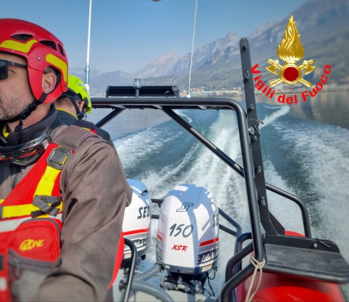 Sub disperso nelle acque del lago: ricerche in corso da stamattina